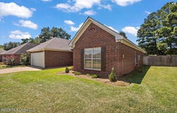 217 Calhoun Drive, Madison, MS 39110