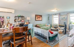 147 N main Street, Monmouth, ME 04265