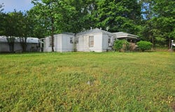 715 W Kaufman Street, Paris, TX 75460