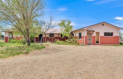 110 Ledesma Lane, Taos, NM 87571