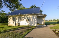 1985 Mule, Howard, KS 67349