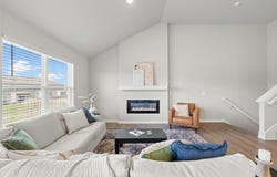 14243 Walnut Meadows Drive, Urbandale, IA 50323