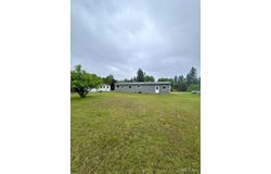420 Center, Manistique, MI 49854