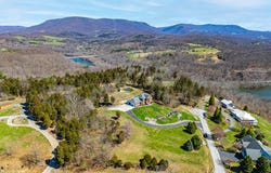 120 River Ridge Dr, Pearisburg, VA 24134