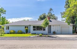 1105 Glenwood Avenue, Chico, CA 95926