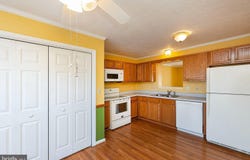 304 CHATHAM Square, WINCHESTER, VA 22601