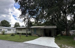 28944 Hubbard St, Leesburg, FL 34748