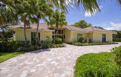 1 Wycliff Road, Palm Beach Gardens, FL 33418