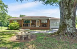 2410 Hall Station, Adairsville, GA 30103