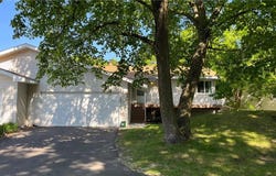 7922 Timber Lake Drive, Eden Prairie, MN 55347