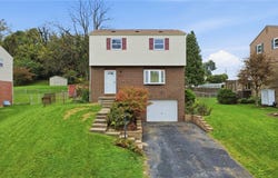 3137 Triphammer Rd, South Park, PA 15129