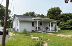 1622 S MAIN ROAD, VINELAND, NJ 08360