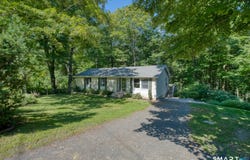 79 Pokorny Road, Haddam, CT 06441