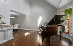 900 White Oak Lane, Liberty, MO 64068