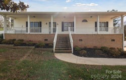 104 Vista Drive, Davidson, NC 28036