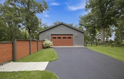 1404 Del Oaks Ln, Delavan, WI 53115