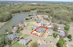 106 Cambridge Cove, Batesville, MS 38606