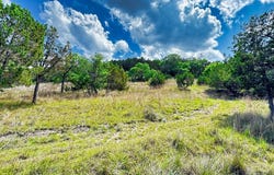 565 Stablewood Dr, Kerrville, TX 78028