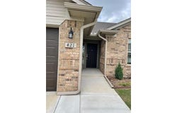 421 Compass Drive, Yukon, OK 73099