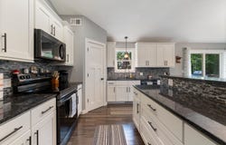 3959 Peyton Ln, Hermantown, MN 55811