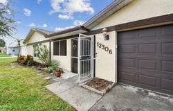 12306 91ST TERRACE, SEMINOLE, FL 33772