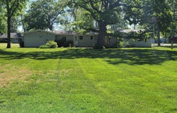 219 Oak Tree Avenue, Salem, IL 62881