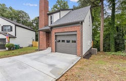 1111 Pin Oak Drive, Tucker, GA 30084