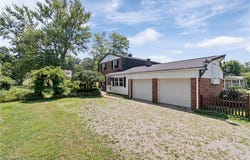 11167 Northwood Avenue NE, Bolivar, OH 44612