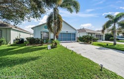 2240 Redwood Circle NE, Palm Bay, FL 32905
