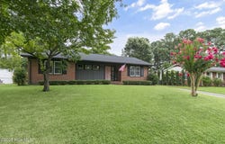 606 Hawthorne Lane W, Wilson, NC 27893