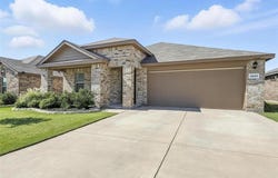 3441 Valley Bend Drive, Fort Worth, TX 76123