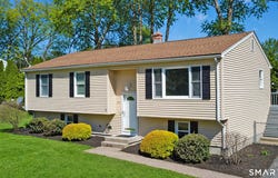 90 Teakwood Road, Springfield, MA 01128
