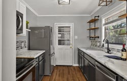 2330 SW Wayne AVE, Topeka, KS 66611