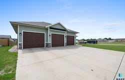 205 Quartzite Ave, Tea, SD 57064