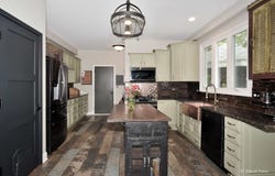 155 Salford Drive, Algonquin, IL 60102