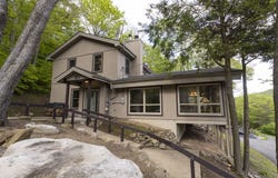 2226 County Line Road, Donegal, PA 15622