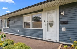 27 TEABERRY LANE, LEVITTOWN, PA 19054