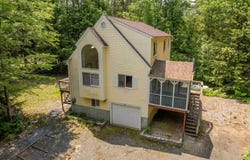 32 Lucerne Street, Moultonborough, NH 03254