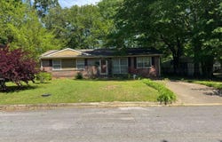 705 3RD Pl, Jasper, AL 35501