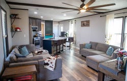 547 Bugscuffle Rd, Wartrace, TN 37183