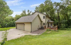 6 High Point Ct NE, IowaCity, IA 52240