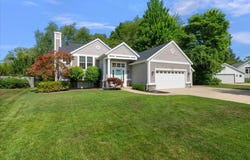 149 Elwood Court, Holland, MI 49424