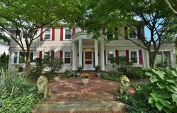 8 Magnolia Drive, Great Neck, NY 11021