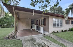 113 GREEN Drive, Palatka, FL 32177