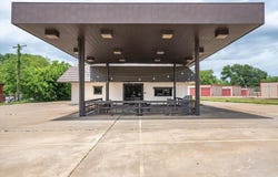 1907 W Oak Street, Palestine, TX 75801