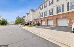 6831 HAMPTON BAY LANE, GAINESVILLE, VA 20155