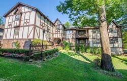 1906 Faulkner Ct, Mahwah Twp., NJ 07430-3493
