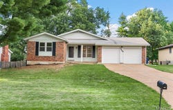 1533 Froesel Drive, Ellisville, MO 63011