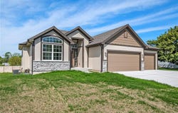 12415 Morgan Street, Excelsior Springs, MO 64024