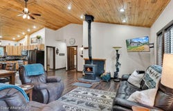 648 Curley Creek Rd, Moyie Springs, ID 83845